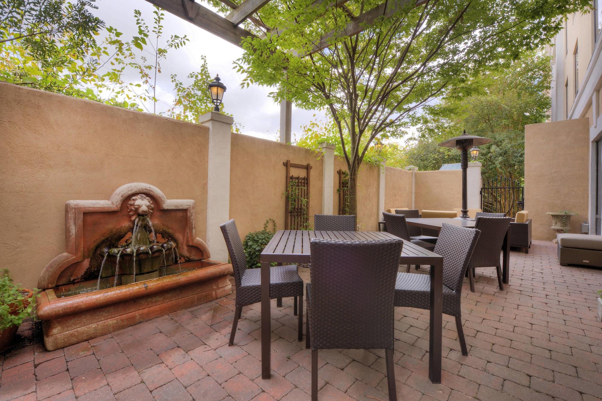 Courtyard Raleigh Crabtree Valley Exterior foto