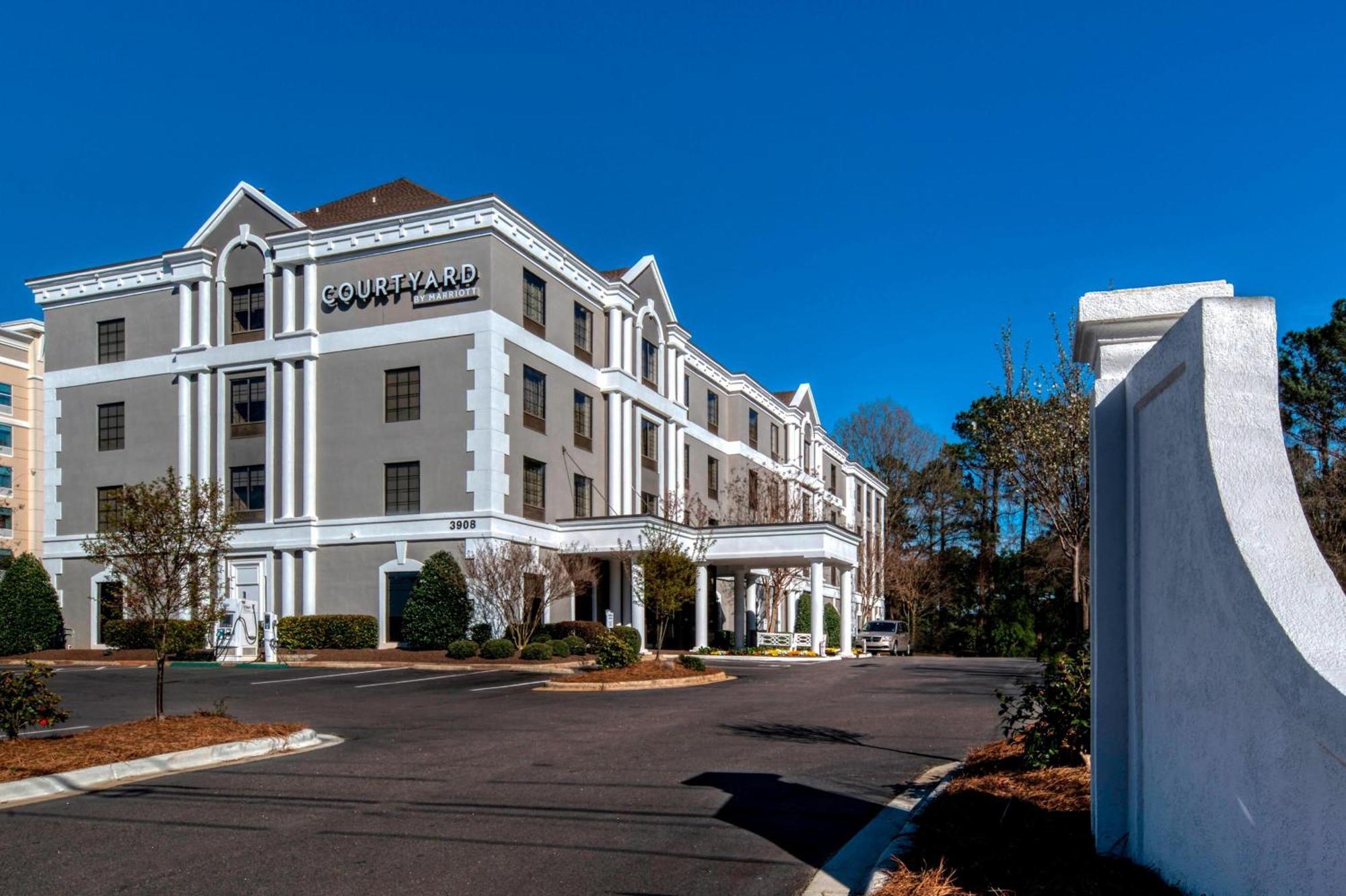 Courtyard Raleigh Crabtree Valley Exterior foto